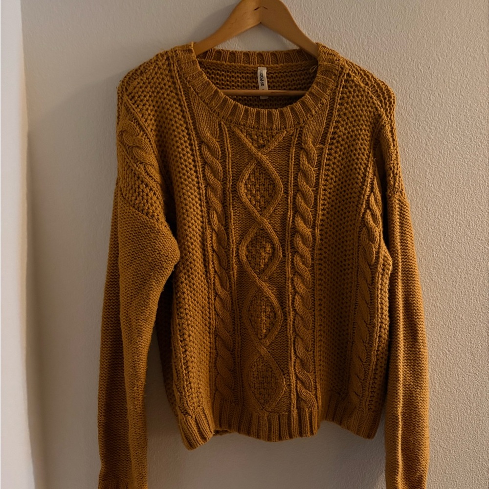 Cable Knit Sweater in Yellow Mustard M